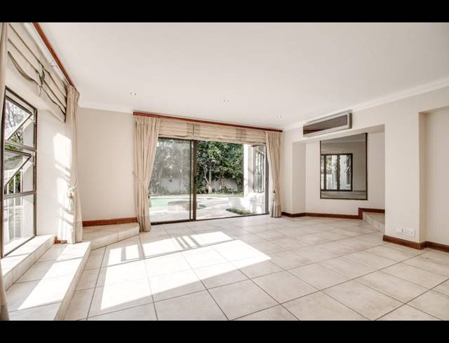 6 BEDROOM PROPERTY TO RENT IN FOURWAYS GARDENS